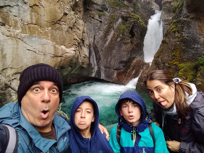 Canada Johnston Canyon Hike with The Thomas Family - Awesome Entertainment Travel Blog 08-19