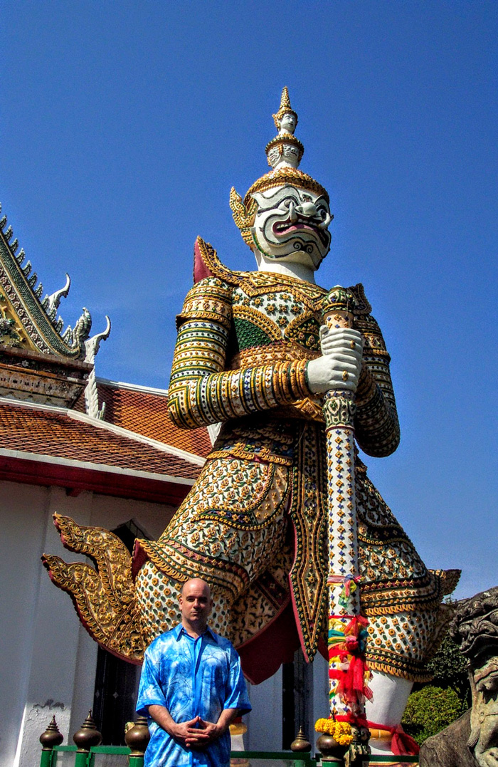 DJ Peace with a Guardian of the Thai Galaxy - Bangkok Thailand 2004 - Awesome Travel Blog