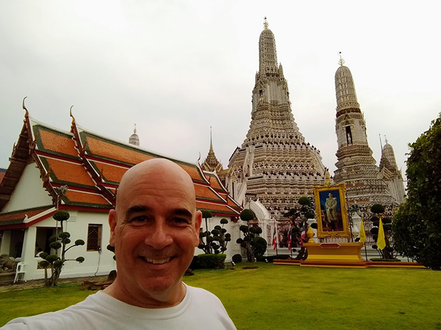 Wat Arun by water taxi - Mark Peace Thomas March 2019